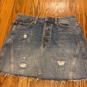 Free people denim skirt. Size 27